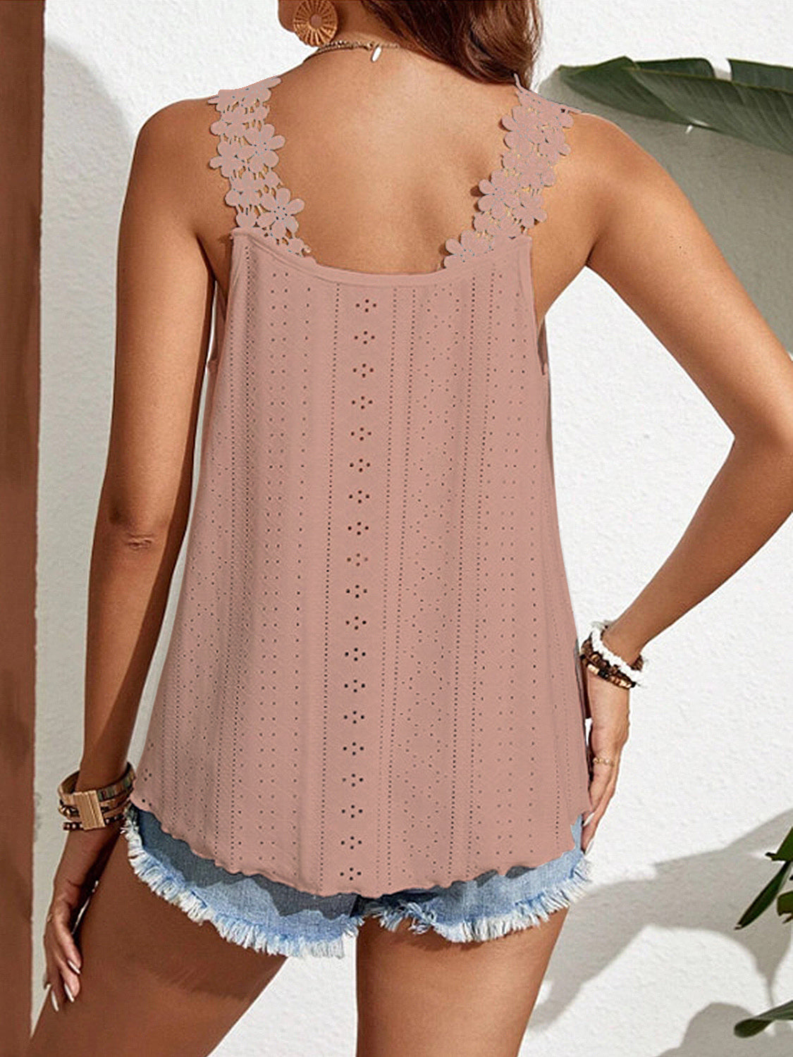 Lace Detail Scoop Neck Tank