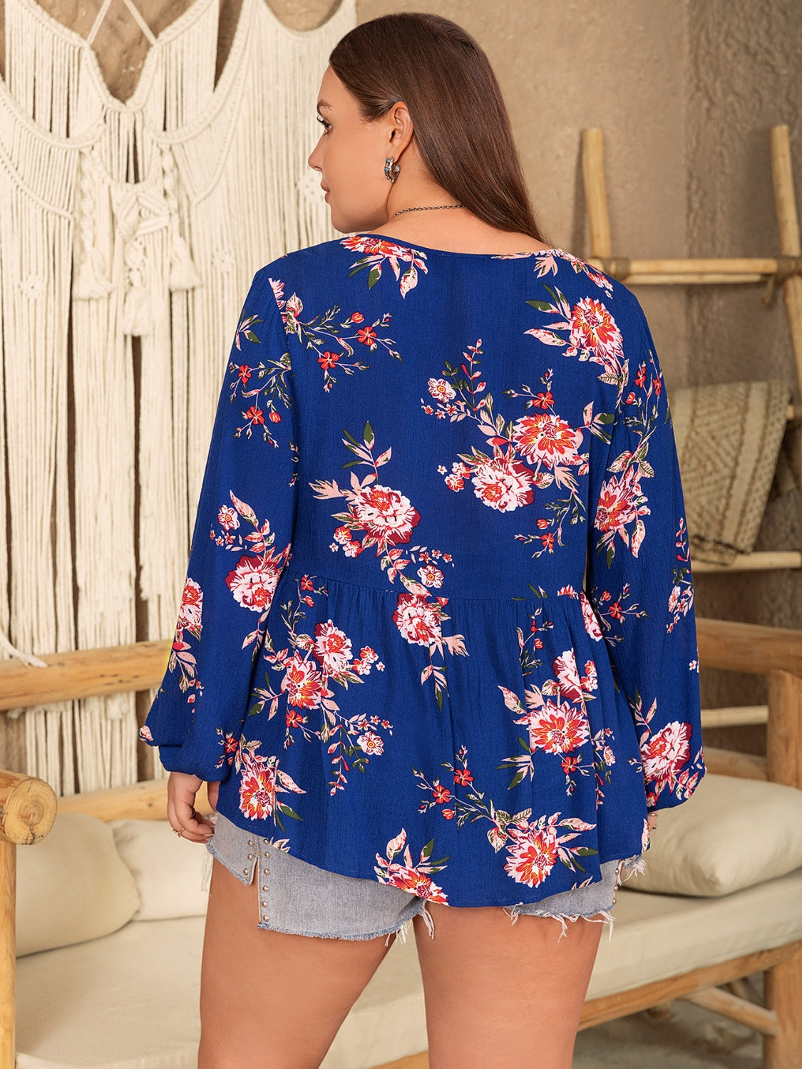 Plus Size Tie Neck Balloon Sleeve Blouse